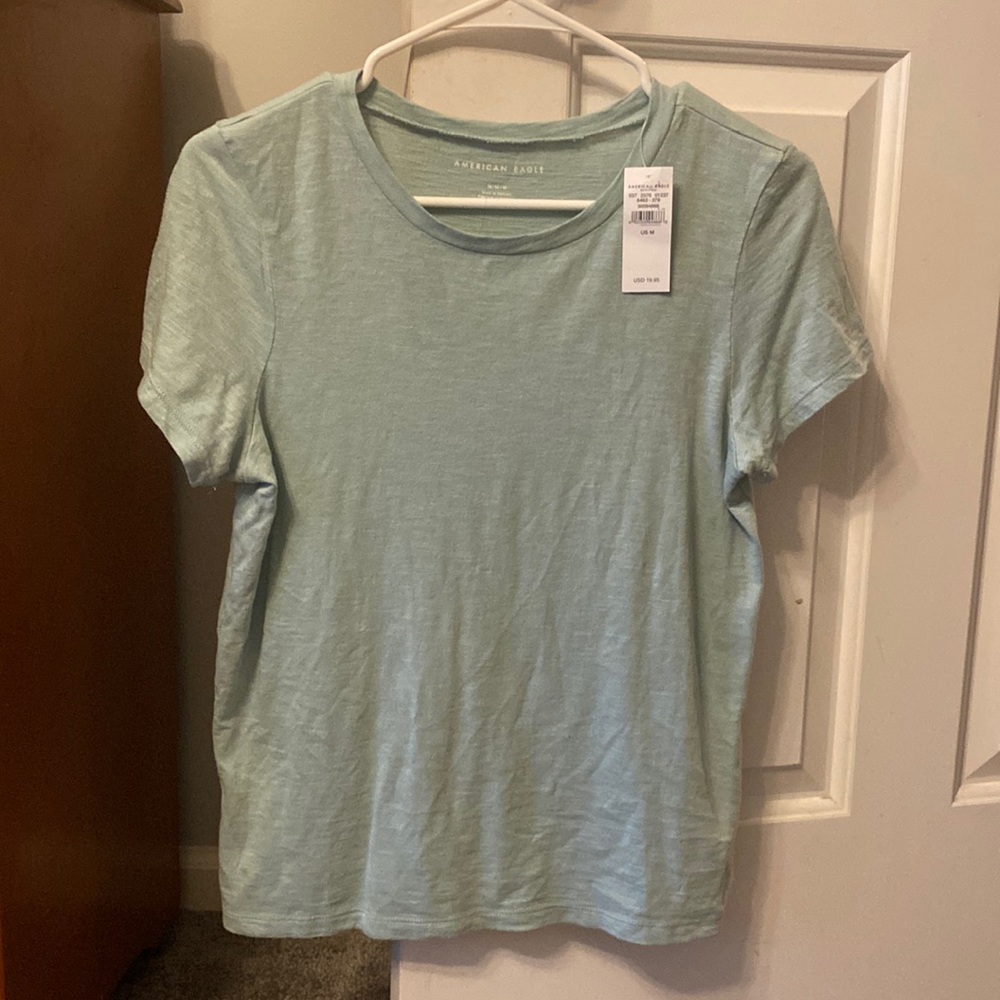 Brand new tee from American Eagle